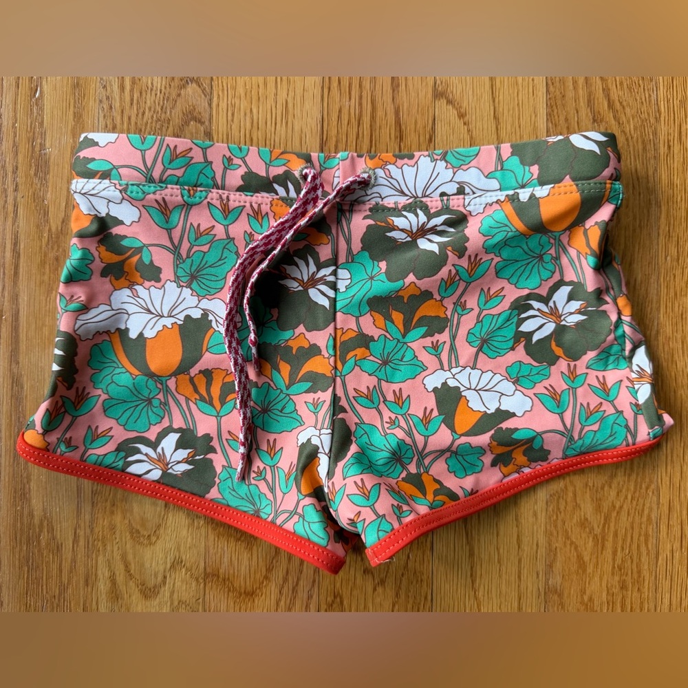 Misha and Puff swim 6y